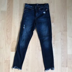 Gap Skinny Jeans size 26 R